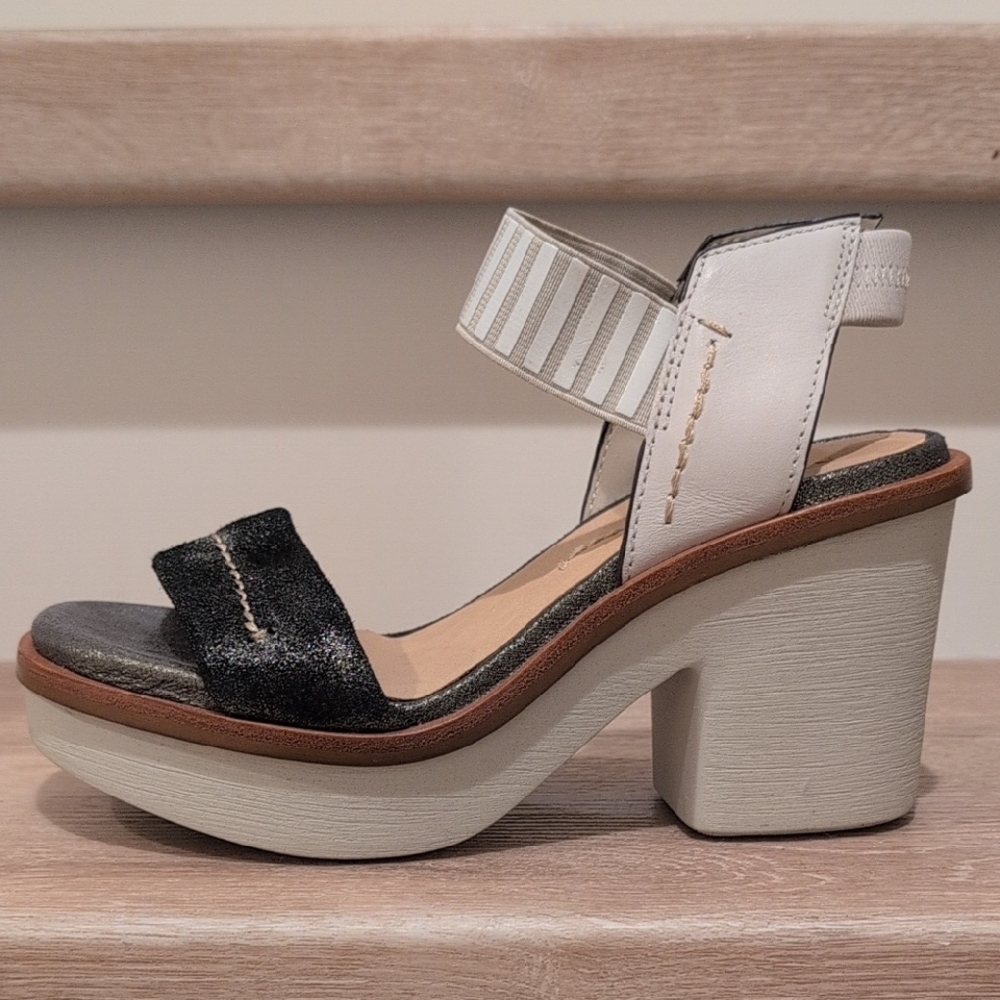 Naked Feet Black and White Platform Sandals - Picture 6 of 9